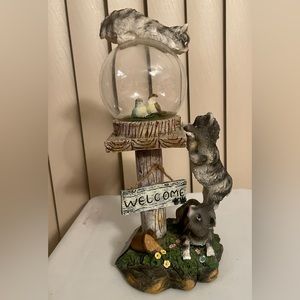 Cute Kitty Statue